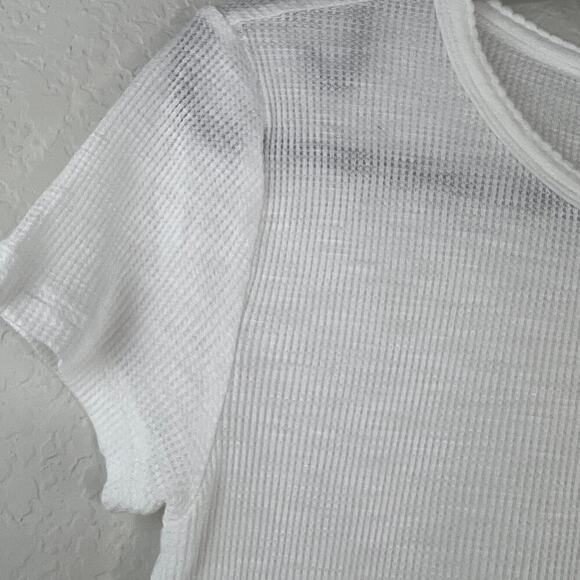 NWT Aerie White Cropped Textured Waffle Baby Tee Size XS Short Sleeves Scalloped - Picture 4 of 6